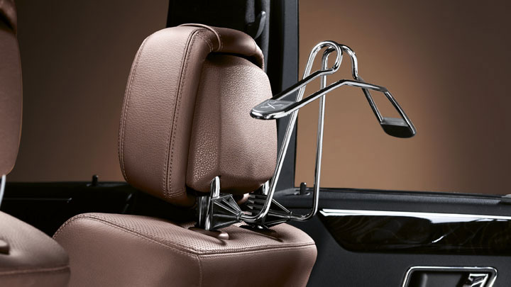 Mercedes Benz 10 ESedan Coat Hanger